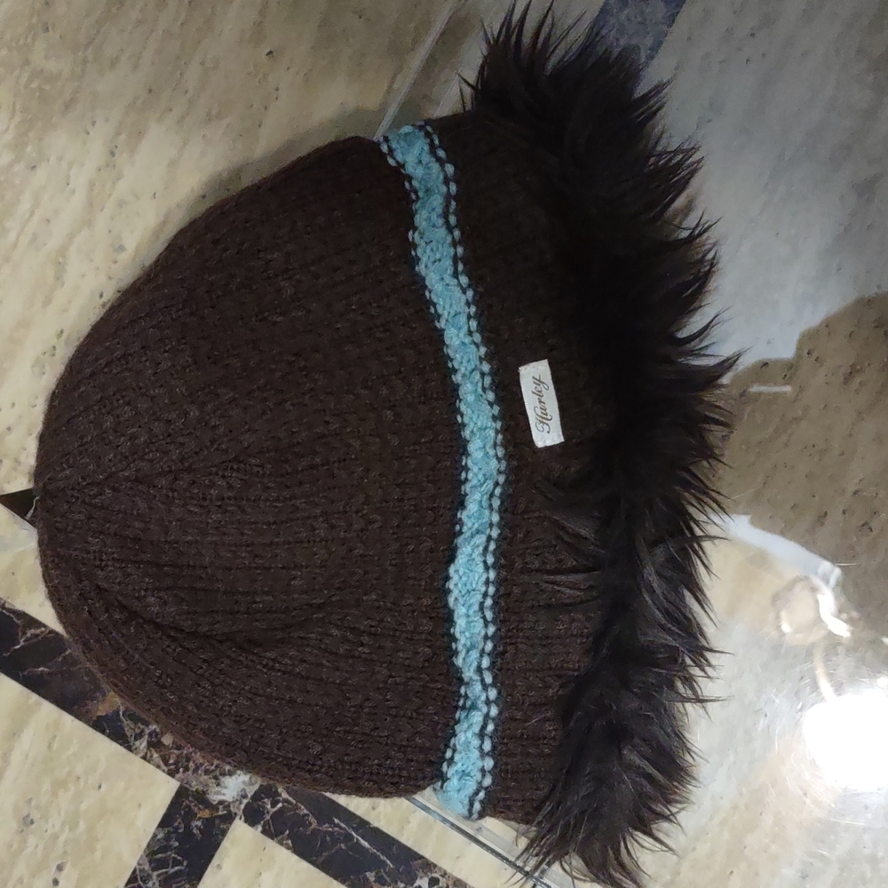 Hurley International beanie
